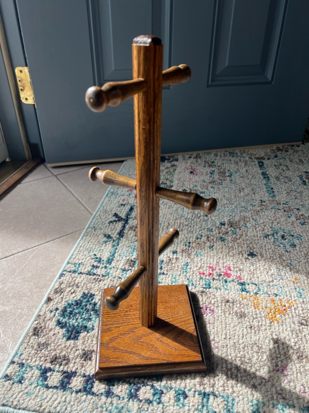 Vintage Wooden Mug Tree Stand - Brown